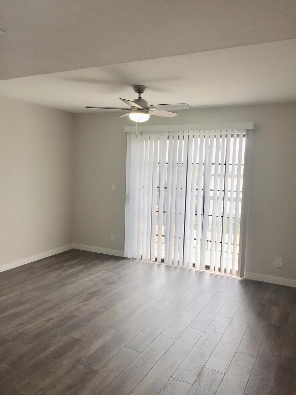 514 E Valencia Ave in Burbank, CA - Building Photo - Building Photo