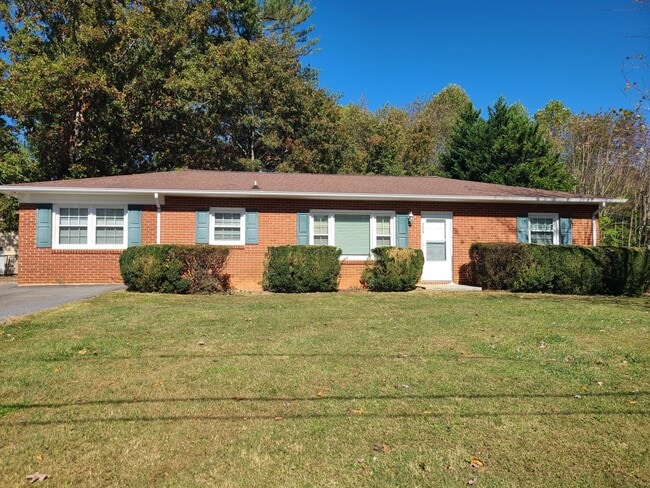 property at 1439 Bushville Dr