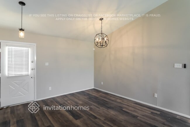 2430 Bentley Dr in Grand Prairie, TX - Building Photo - Building Photo