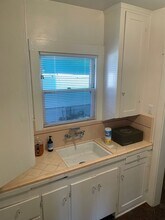 3207 O St-Unit -1 in Sacramento, CA - Building Photo - Building Photo