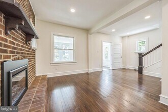 725 Belmont Ave in Collingswood, NJ - Building Photo - Building Photo