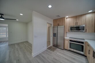 5150 York Ct in Cape Coral, FL - Building Photo - Building Photo