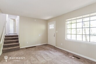 6860 Markham Dr in Trussville, AL - Building Photo - Building Photo