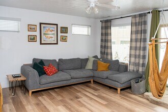 384-1320 1320 E in Hyrum, UT - Building Photo - Building Photo