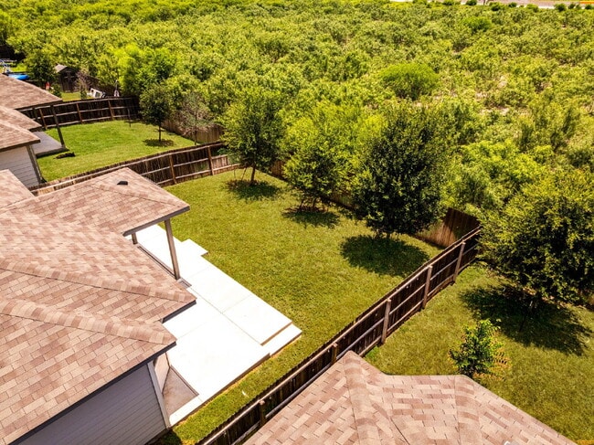 11518 Lightning Wy in San Antonio, TX - Building Photo - Building Photo