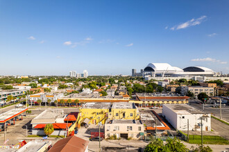 1626 W Flagler St in Miami, FL - Building Photo - Building Photo