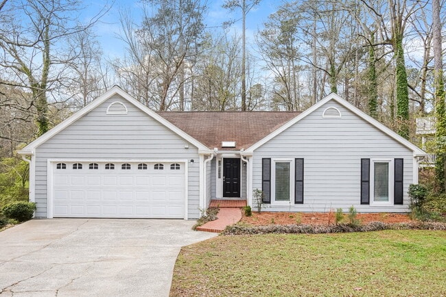 property at 110 River Oaks Dr