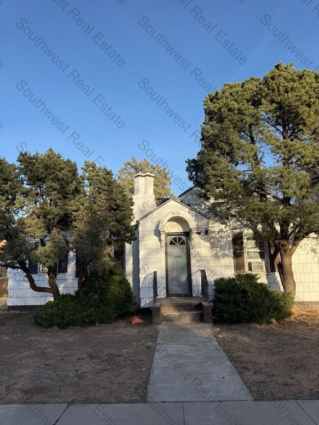 property at 1413 Axtell St