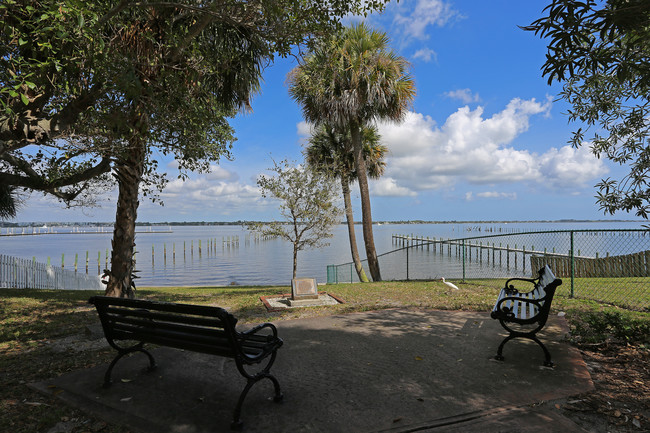 Apartamentos Alquiler en North River Shores, FL