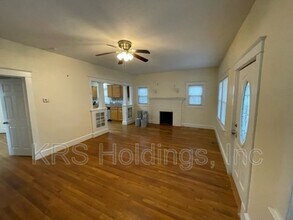 140 Pochin Pl in Hampton, VA - Building Photo - Building Photo