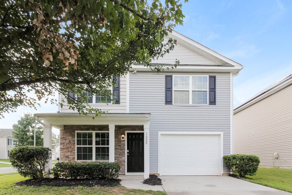 1220 Chaser Ridge Ct in Charlotte, NC - Building Photo