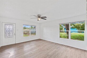 704 McNeil Rd in Round Rock, TX - Building Photo - Building Photo