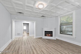 2150 Park St in Jacksonville, FL - Building Photo - Building Photo