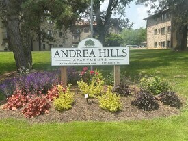 Andrea Hills Apartments in Lansing, MI - Building Photo