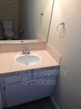 881 Peach St in San Luis Obispo, CA - Building Photo - Building Photo