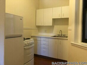 504 Beacon St, Unit 44 in Boston, MA - Building Photo - Building Photo