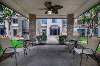 Onyx at Oslo in San Antonio, TX - Building Photo - Building Photo