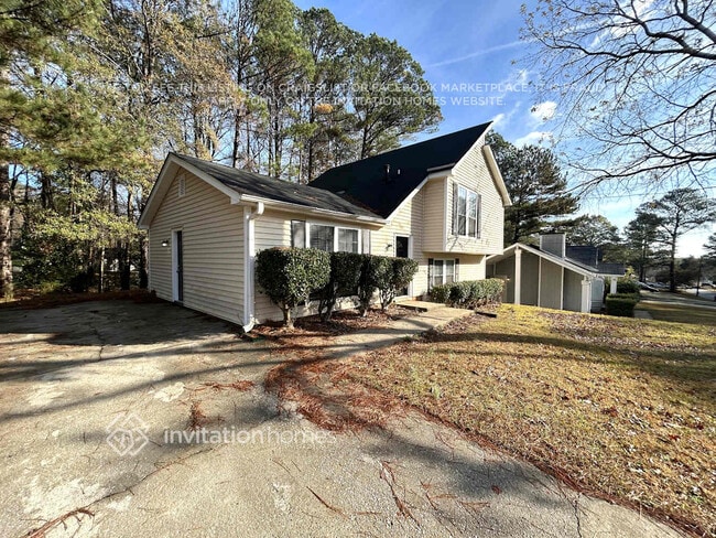 2413 Leslie Brook Dr in Decatur, GA - Foto de edificio - Building Photo