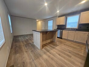 52705 Van Buren Dr in Chesterfield, MI - Building Photo - Building Photo