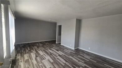 2105 Sunrise Ave in Las Vegas, NV - Building Photo - Building Photo