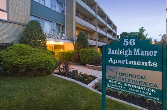 Ranleigh Manor in Toronto, ON - Building Photo - Building Photo