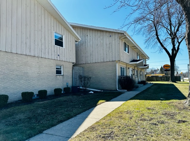4209 Good Hope Rd in Milwaukee, WI - Building Photo - Building Photo