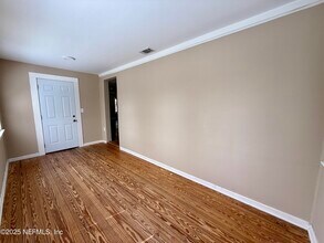 2165 Sheridan St in Jacksonville, FL - Building Photo - Building Photo