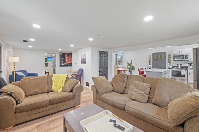 12479 Morse Rd SW in Pataskala, OH - Foto de edificio - Building Photo