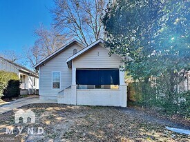 1708 Evans Dr SW in Atlanta, GA - Building Photo