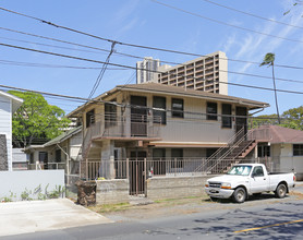 1564 Kalakaua Ave in Honolulu, HI - Building Photo - Building Photo