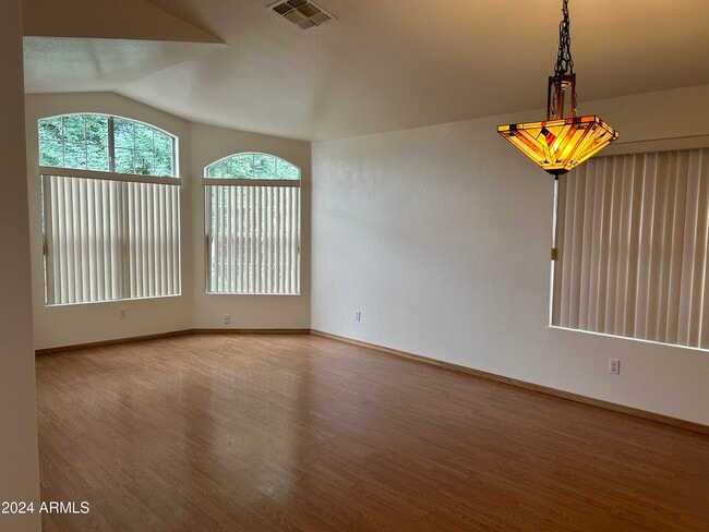1161 W Courtney Ln in Tempe, AZ - Building Photo - Building Photo