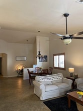 10191 Birch Bluff Ln in Las Vegas, NV - Building Photo - Building Photo