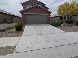 8748 E Pebble Stone Ln in Tucson, AZ - Building Photo
