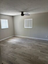 3700 Lewis Dr in Riviera Beach, FL - Building Photo - Building Photo