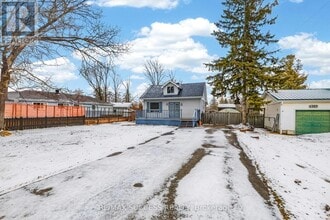 1711 St Johns Rd in Innisfil, ON - Building Photo - Building Photo