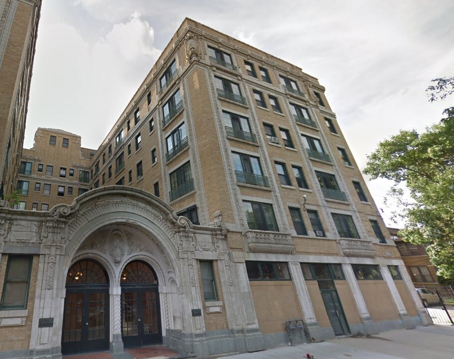 Broadmoor Apartments in Chicago, IL - Foto de edificio