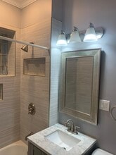 2309 S Leavitt St, Unit 1st floor in Chicago, IL - Foto de edificio - Building Photo