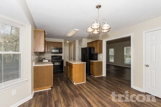 3223 Harris Mill Ln in Charlotte, NC - Building Photo - Building Photo