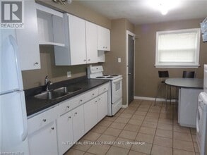 83 Britannia Ave in London, ON - Building Photo - Building Photo