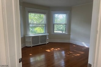 19 Spring St in Bloomfield, NJ - Building Photo - Building Photo