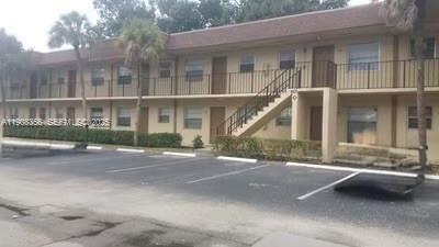 422 Lakeside Dr in Margate, FL - Building Photo - Building Photo