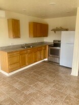 1001 McDonald Dr, Unit 8 in Lake Charles, LA - Building Photo