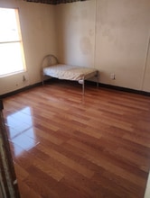 121 S Pine St in Nashville, AR - Building Photo - Building Photo