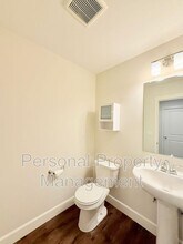 8105 NE 167th Ave in Vancouver, WA - Foto de edificio - Building Photo