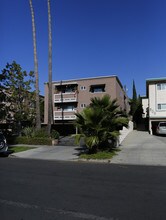 833 South Plymouth Blvd in Los Angeles, CA - Foto de edificio - Building Photo