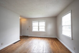 1401 N Alton Ave in Indianapolis, IN - Building Photo - Building Photo