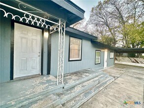 104 E Fowler Ave in Killeen, TX - Building Photo - Building Photo