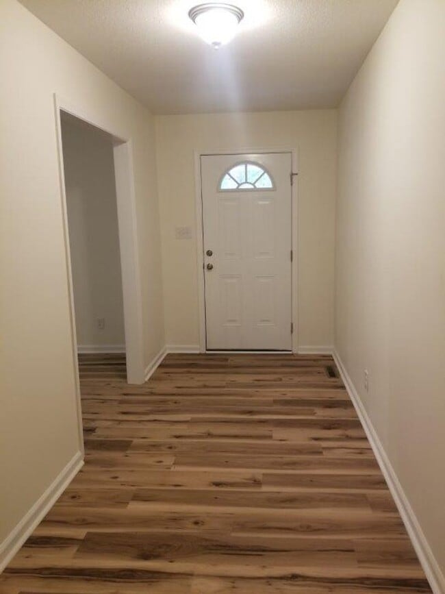 124 Perry Dr in Goldsboro, NC - Building Photo - Building Photo
