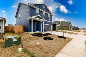 419 Bass Dr in Bastrop, TX - Building Photo - Building Photo
