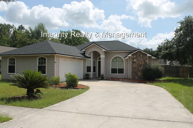 property at 2915 Whirlaway Ct